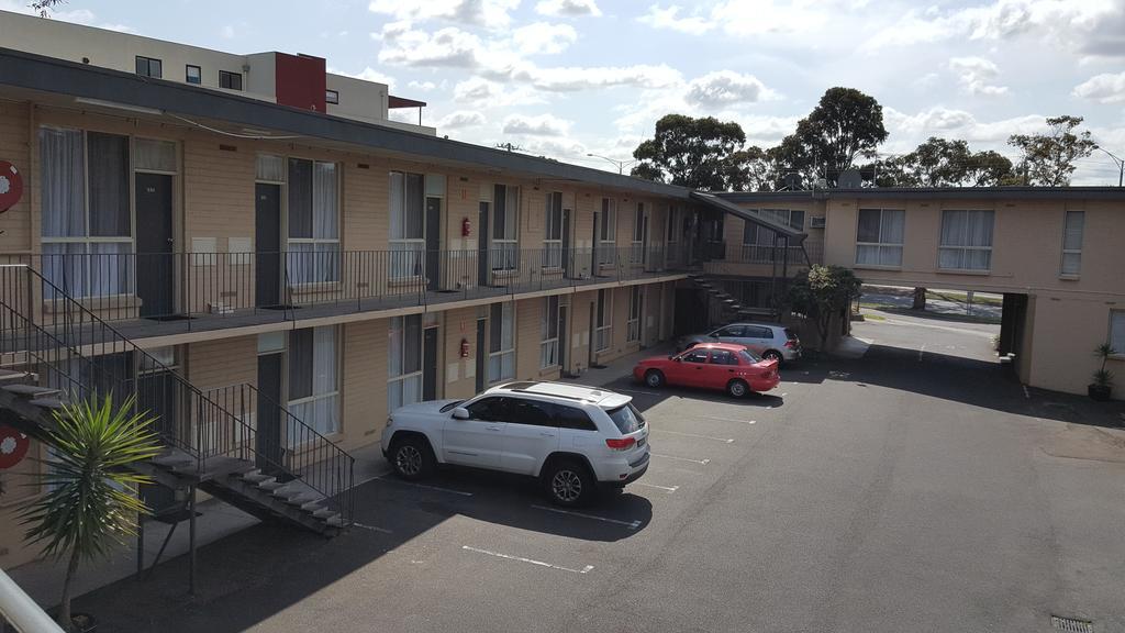 Dandenong Motel Exterior photo